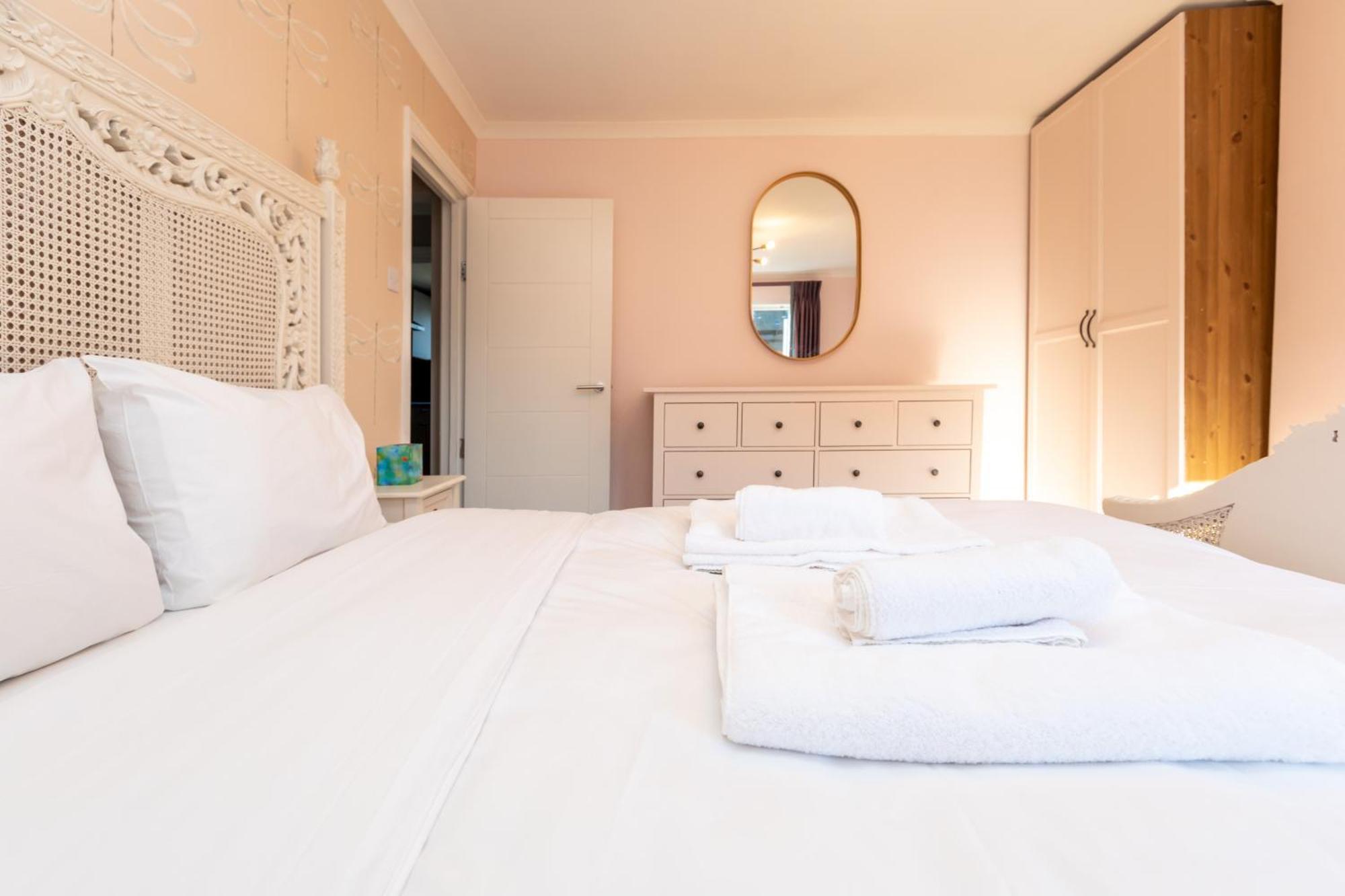 Spacious & Pristine 2Bd Flat - Balham Apartment London Exterior photo