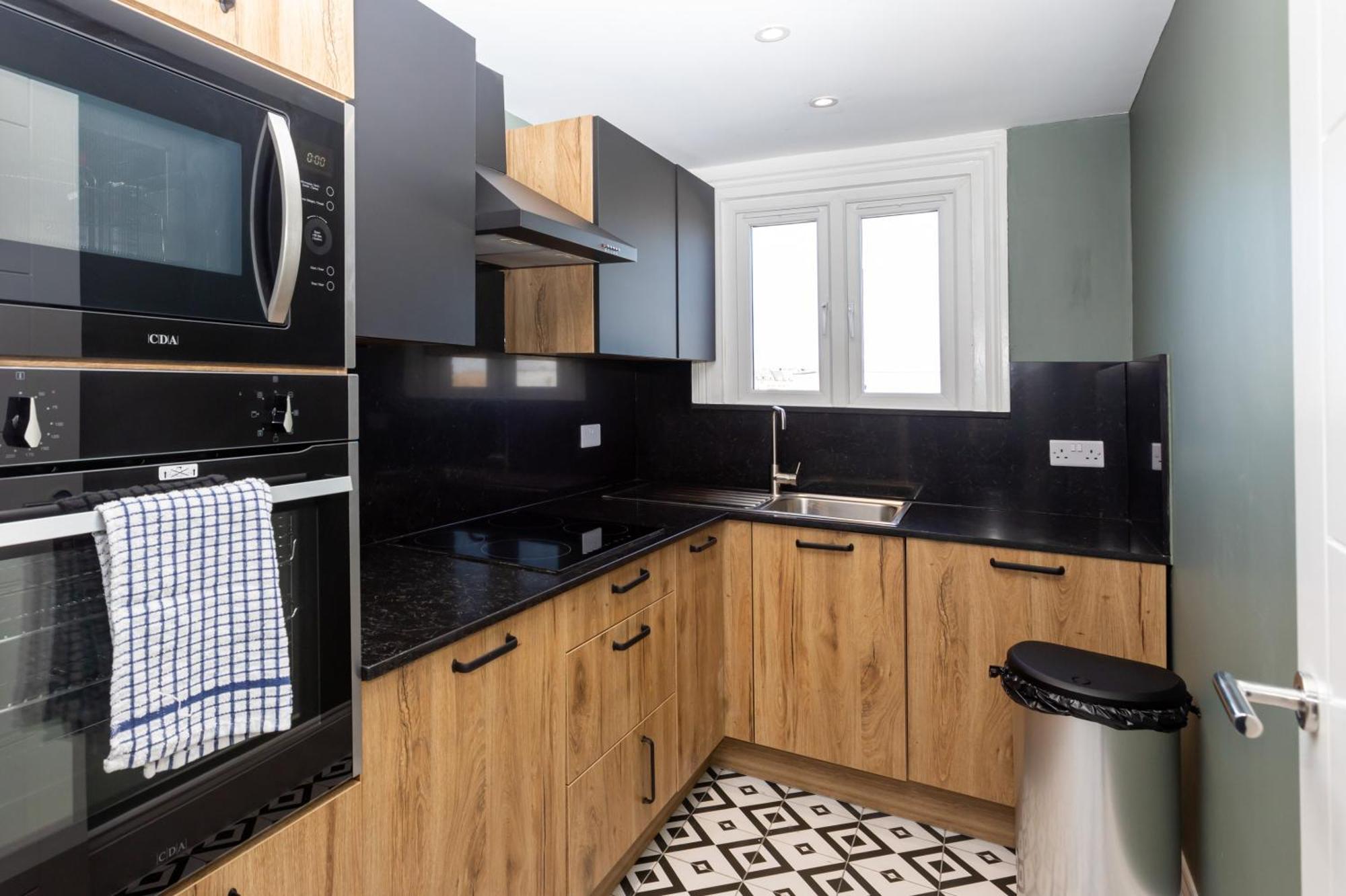 Spacious & Pristine 2Bd Flat - Balham Apartment London Exterior photo