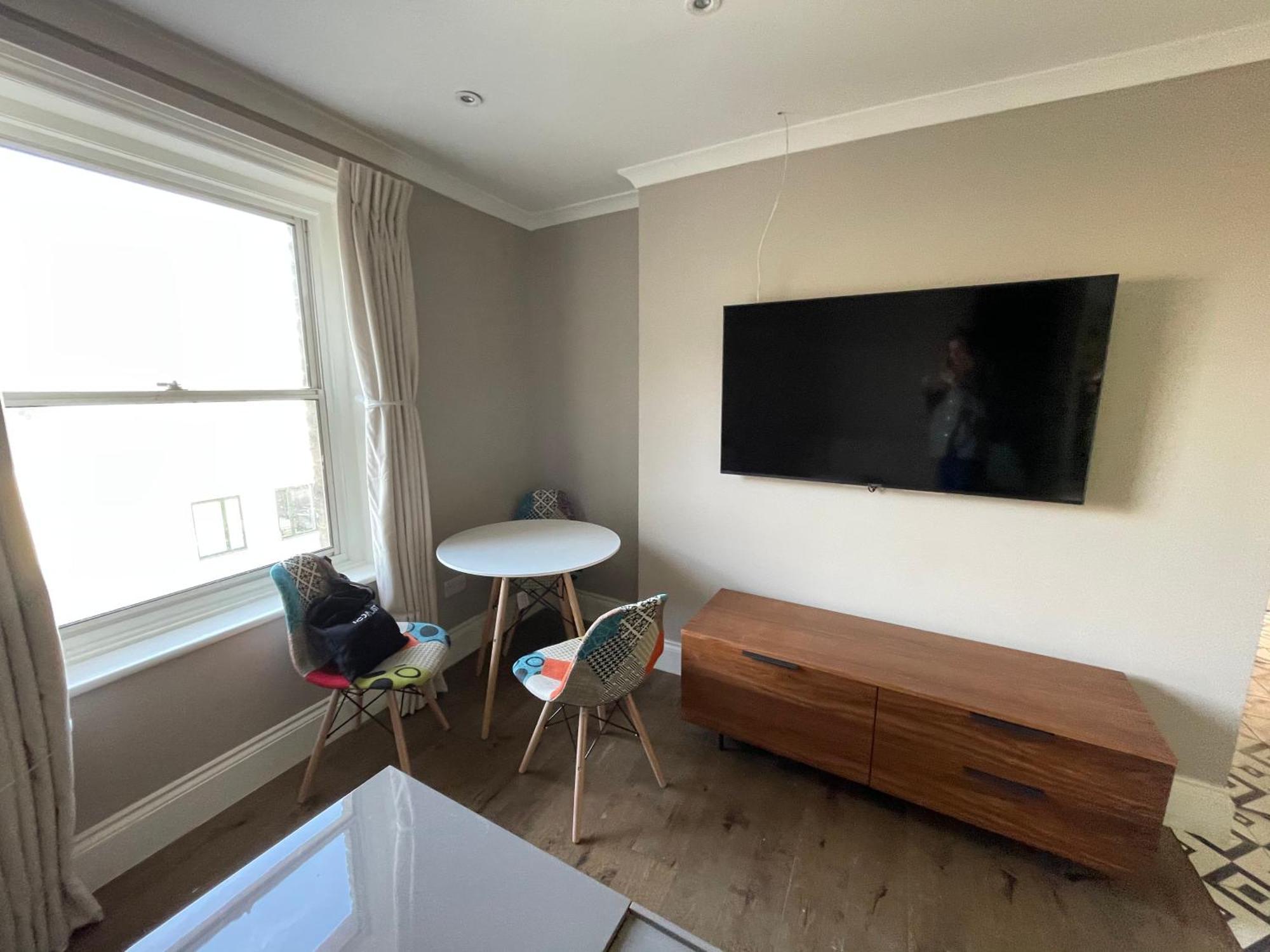 Spacious & Pristine 2Bd Flat - Balham Apartment London Exterior photo